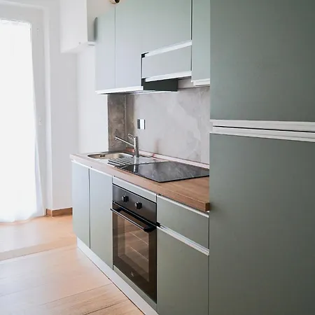 Basilica San Paolo - Cinema E Vasca Idromassaggio Рим